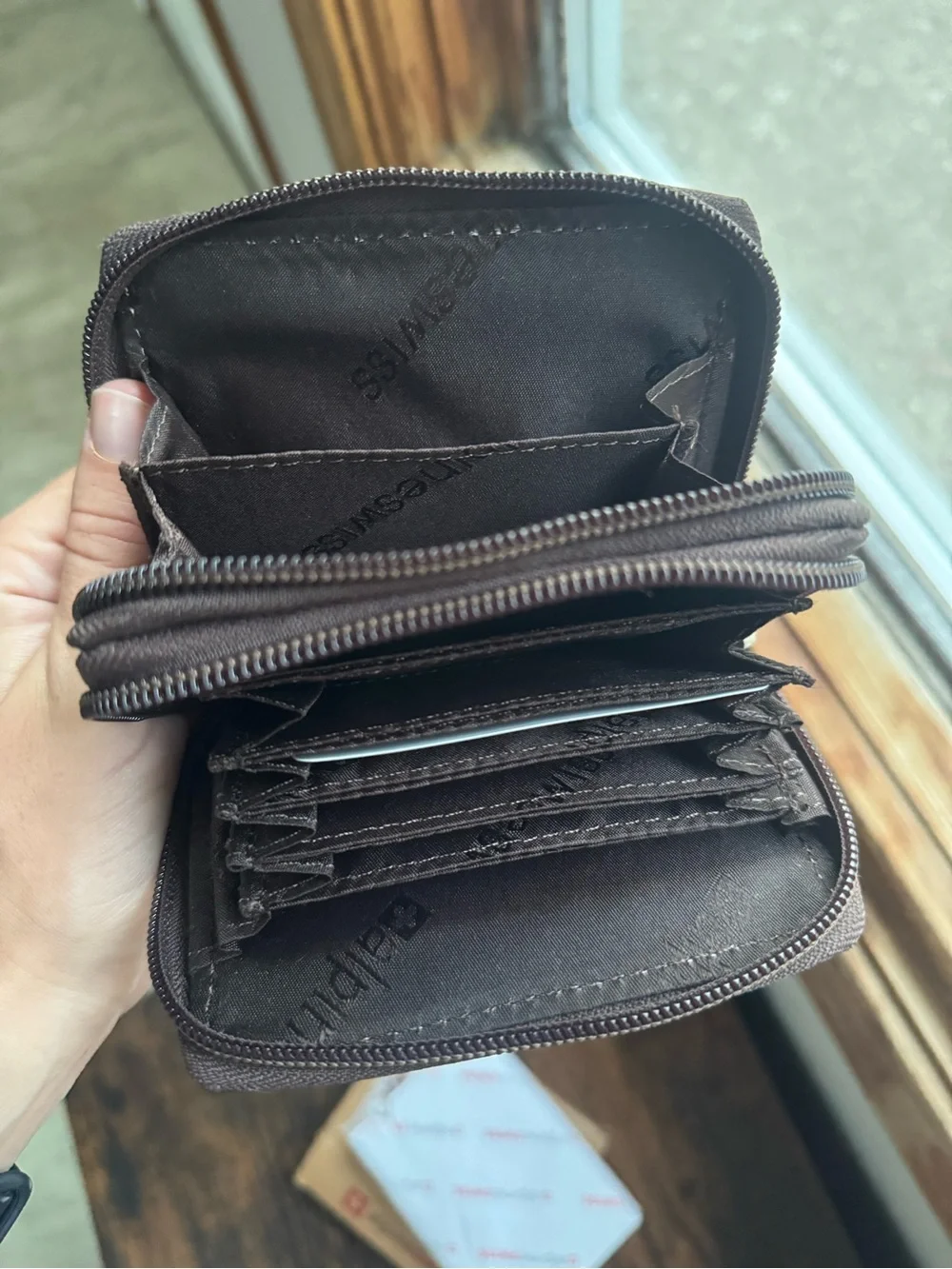 NWT Alpine Swiss Brown Accordion Organizer Wallet Compact Card Case